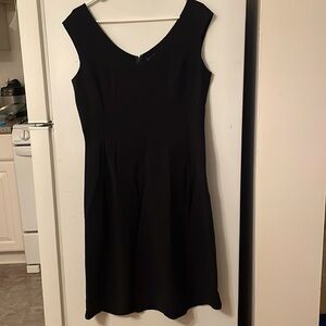 Lafayette 148 New York‎ 8 Black Virgin Wool Dress Career Academic Classy Holiday